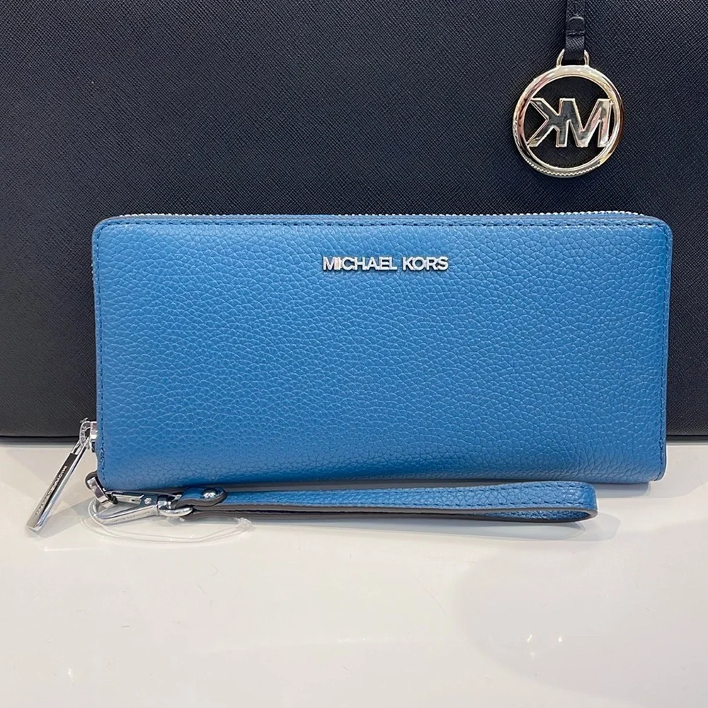 MICHAEL KORS
Leather Continental Wristlet Phone Case Wallet 
Teal
NWT - Picture 5 of 16